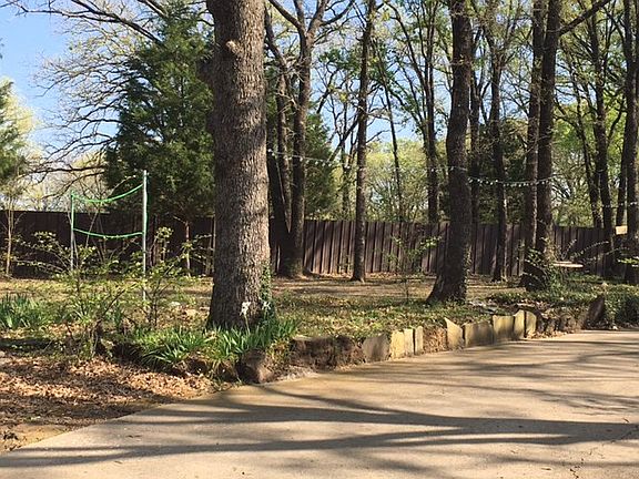 4th image of 8120 Breeland Dr
