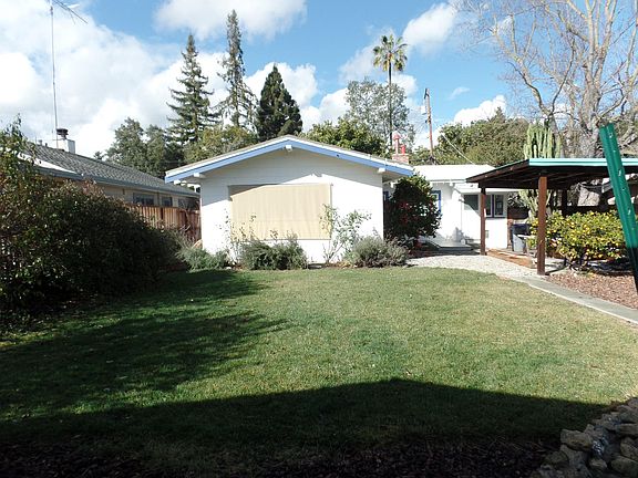 3rd image of 263 Palo Alto Ave