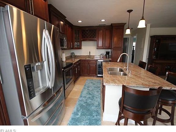 5th image of 119 Voorhis St