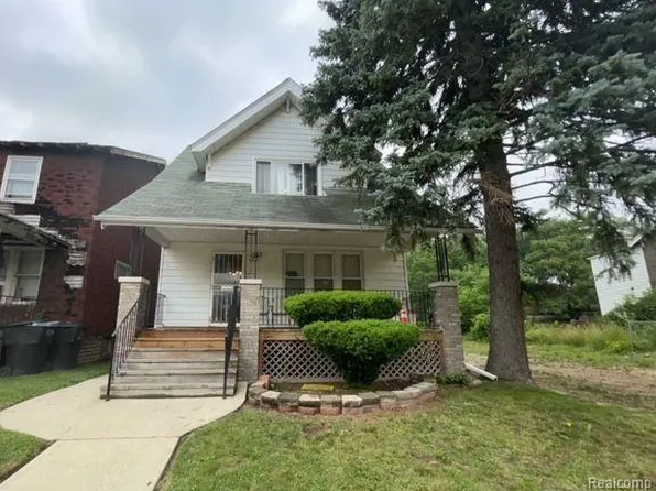 9570 Prairie St, Detroit, MI 48204