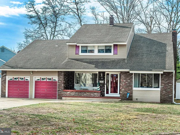 48 Aristone Dr, Berlin, NJ 08009