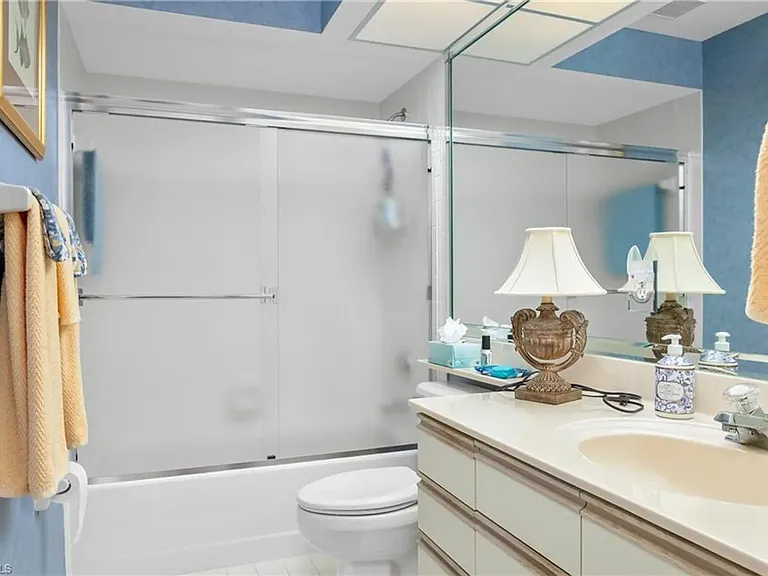 770 Waterford Dr #203 — Photo 18
