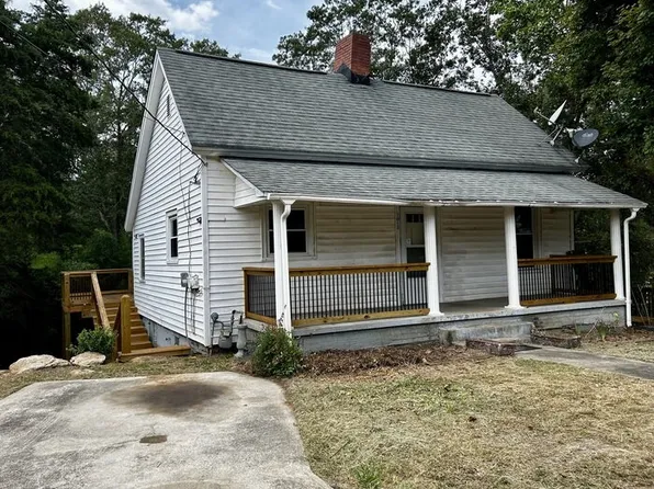 1013 Orr St, Pelzer, SC 29669