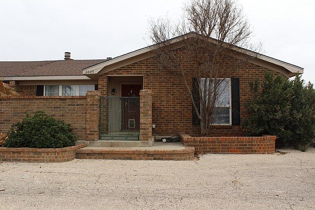 1st image of 2609 Haynes Dr