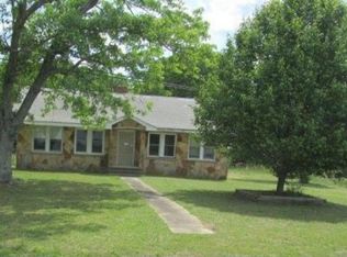 212 Buster Owen Rd, Laceys Spring, AL 35754