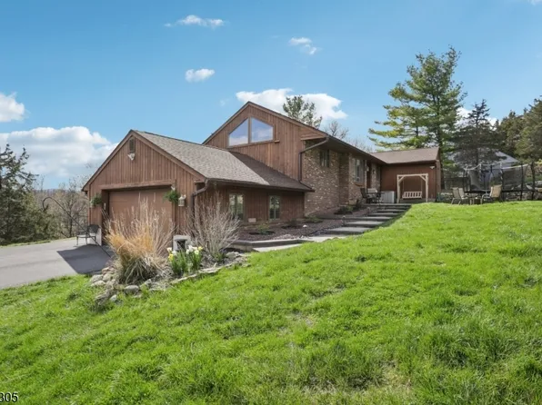 5 Bucky Ln, Vernon Twp., NJ 07462