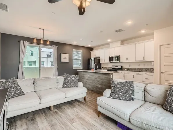 5145 Calle Sandwaves Unit 22, San Diego, CA 92154