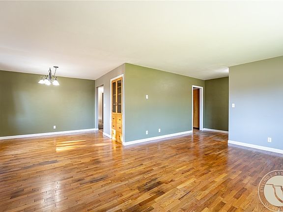 4th image of 2914 Rimview Dr