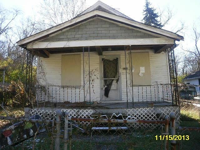 2nd image of 6833 E Fork Rd
