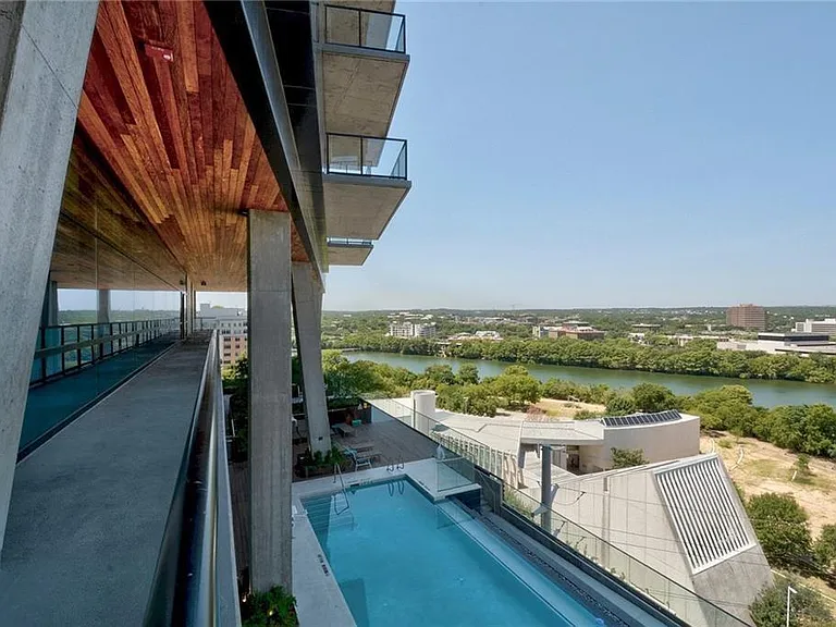 70 Rainey St #1409 — Photo 34