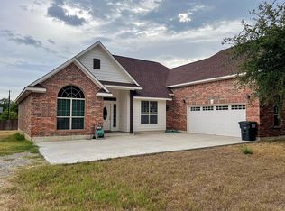 2410 Old Fentress Rd, Lockhart, TX 78644