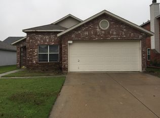 10137 Chapel Glen Ter, Fort Worth, TX 76116