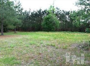 132 E Grandiflora Dr, Wallace, NC 28466