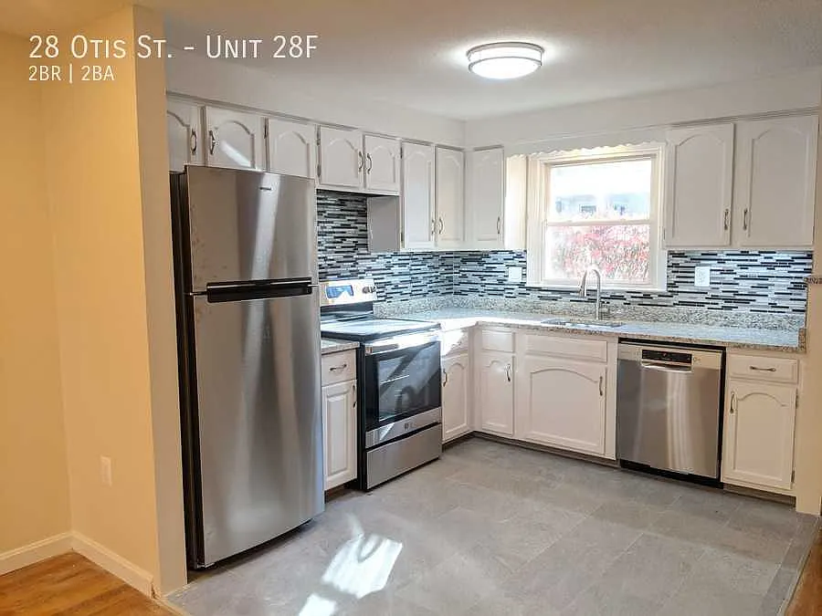 2 bed, 1100 sqft, $2,250 — Photo 2