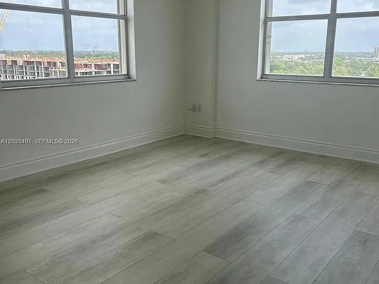 11111 NW Biscayne Blvd #11 — Photo 11
