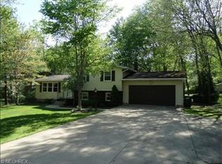 3887 Leewood Dr, Stow, OH 44224