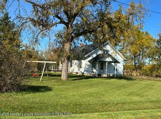 5723 N Williams Rd, Saint Johns, MI 48879