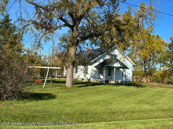 5723 N Williams Rd, Saint Johns, MI 48879