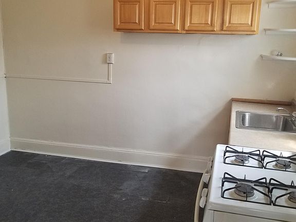 5th image of 70 Morningside Ave #2S