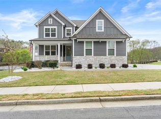 15 Lakeside Way NE, Cartersville, GA 30121