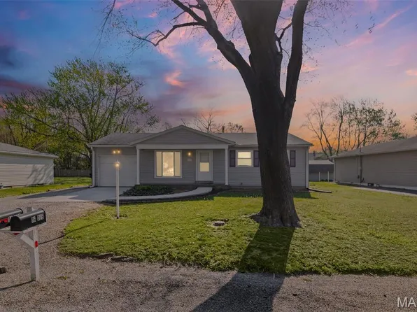 14 Dee St, Moro, IL 62067