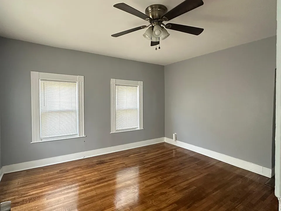 34 Grove St #2