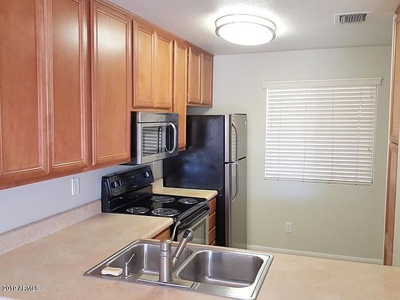 3rd image of 4354 N 82nd St Unit 101