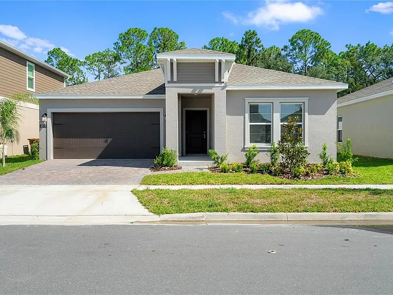 4819 Worchester Dr — Photo 2