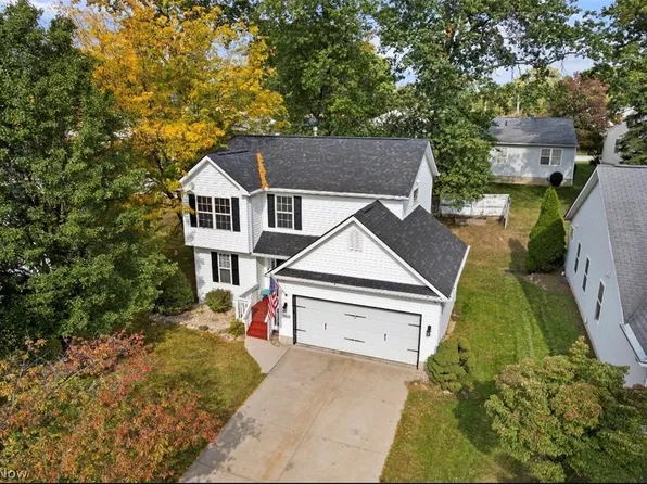 969 Ridgecrest Dr, Cuyahoga Falls, OH 44221