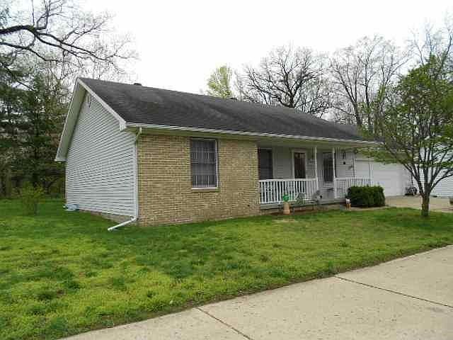 1st image of 321 S Fruitridge Ave