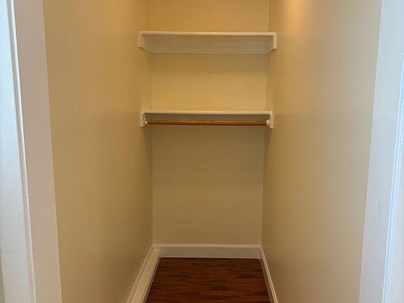 3rd image of 524 Elizabeth Ave APT C