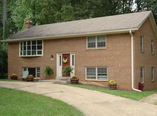 113 Kingsley Rd SW, Vienna, VA 22180