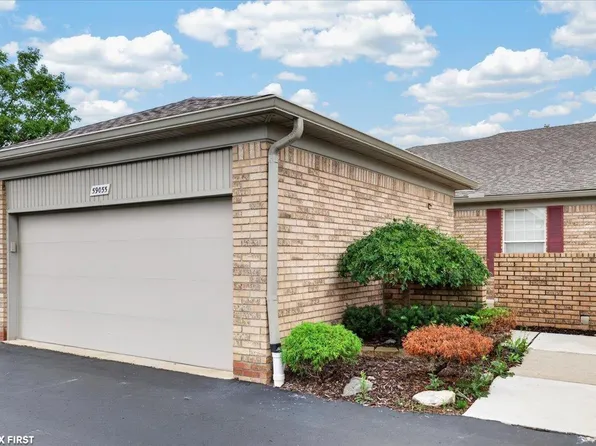 59055 Golden Oak Ct, Washington, MI 48094
