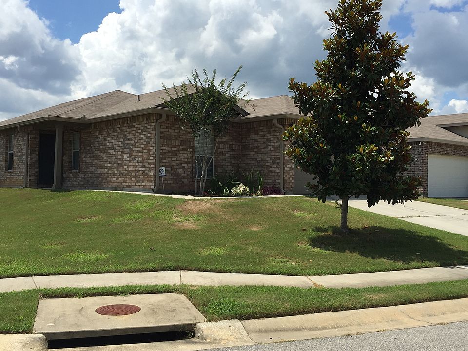 1st image of 10336 English Manor Dr