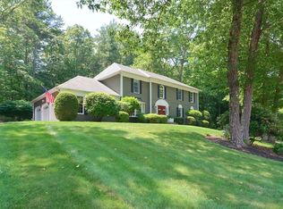 38 Dover Cir, Franklin, MA 02038