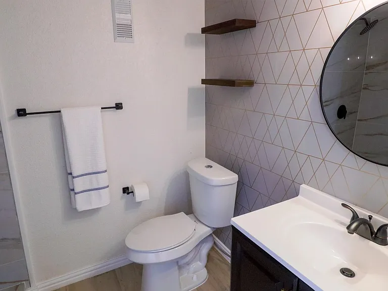 2309 Balsam Dr #K301 — Photo 9