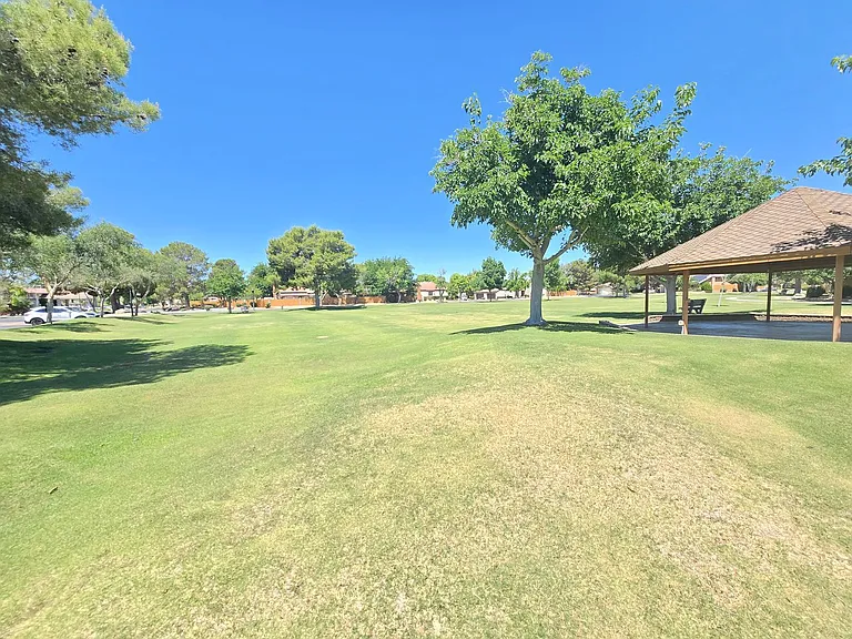 418 Mount Baldy Cir — Photo 16