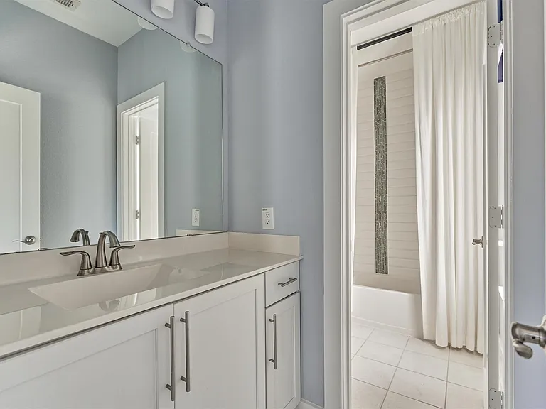 2113 Solstice Blvd — Photo 44