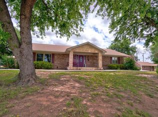324 S 4th St, Cyril, OK 73029