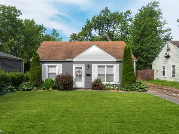 741 Wesley Dr, Berea, OH 44017