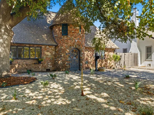 2701 Sutterville Rd, Sacramento, CA 95820