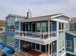 4144 Ridge Rd APT 34, Stevensville, MI 49127