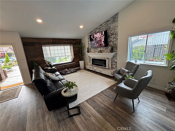 4th image of 4814 Hartwick Rd