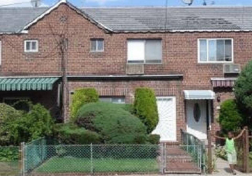 1st image of 1155 E 82nd St