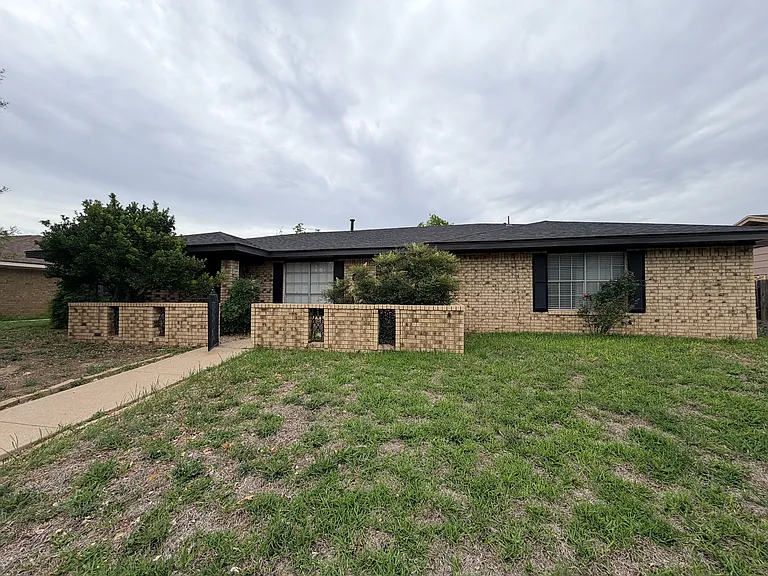 3225 Southland Blvd — Photo 1