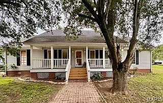 1st image of 209 S Davis Dr