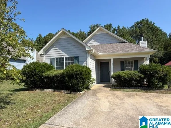 132 Carrington Ln, Calera, AL 35040