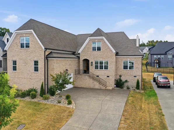 2037 Bocage Cir, Nolensville, TN 37135