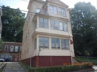 45 Oak St, Waterbury, CT 06704