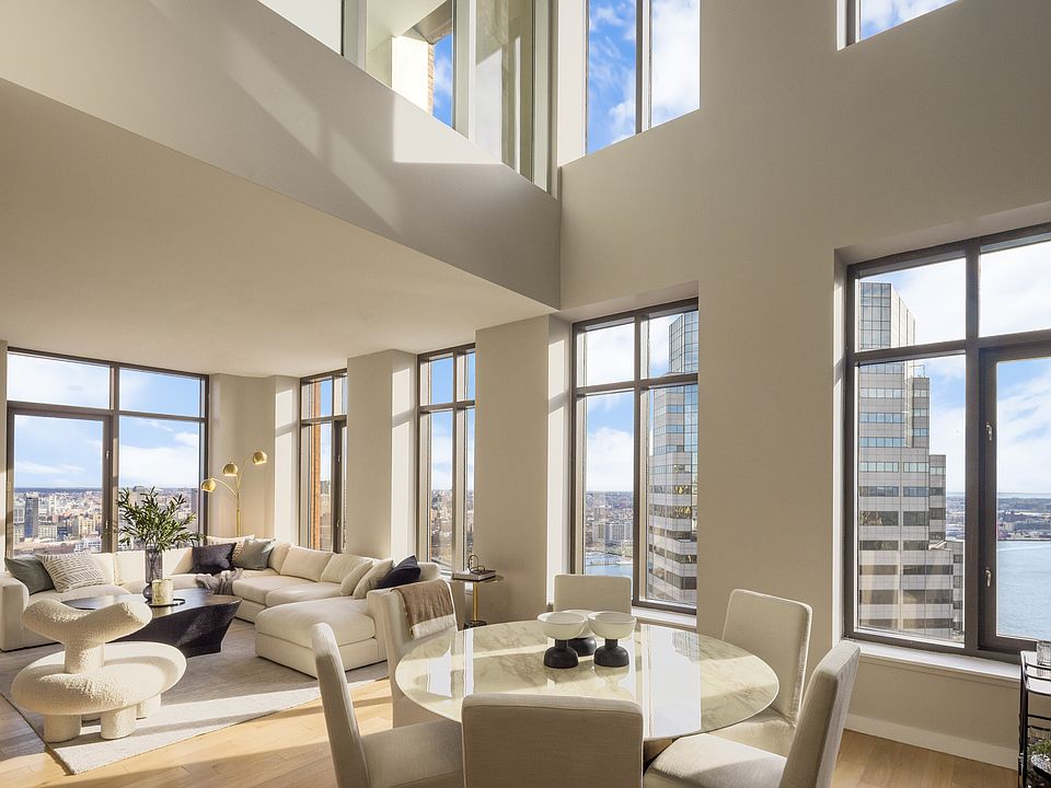1st image of 75 Wall St Penthouse D3